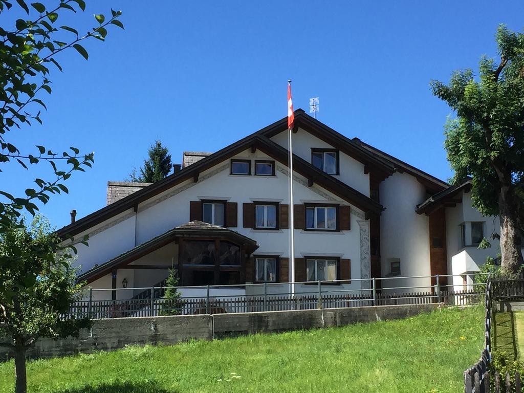 Hotel Bellaval Laax Eksteriør bilde