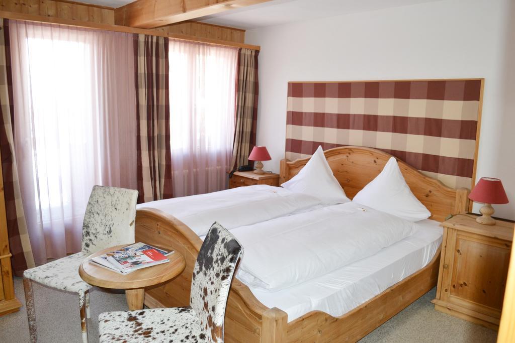 Hotel Bellaval Laax Eksteriør bilde